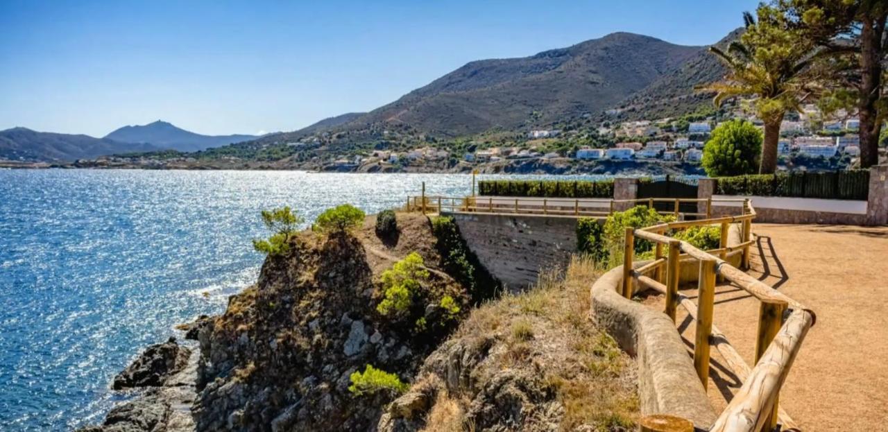 apartamento deluxe cau del llop Llança Esterno foto